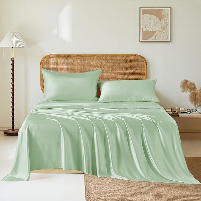 Silk bedding set or mulberry silk mattress sheet or bedding set
